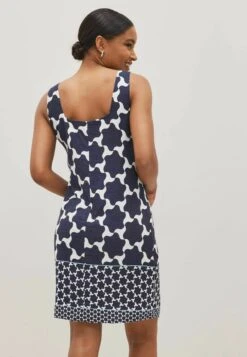 Next Button Down Blend Standard - Robe De Jour - Navy Blue Geo Placement Print 9 Next Button Down Blend Standard - Robe De Jour - Navy Blue Geo Placement Print -Stradivarius Soldes bc81c1e919eb4aed9e775e7a9936fd06