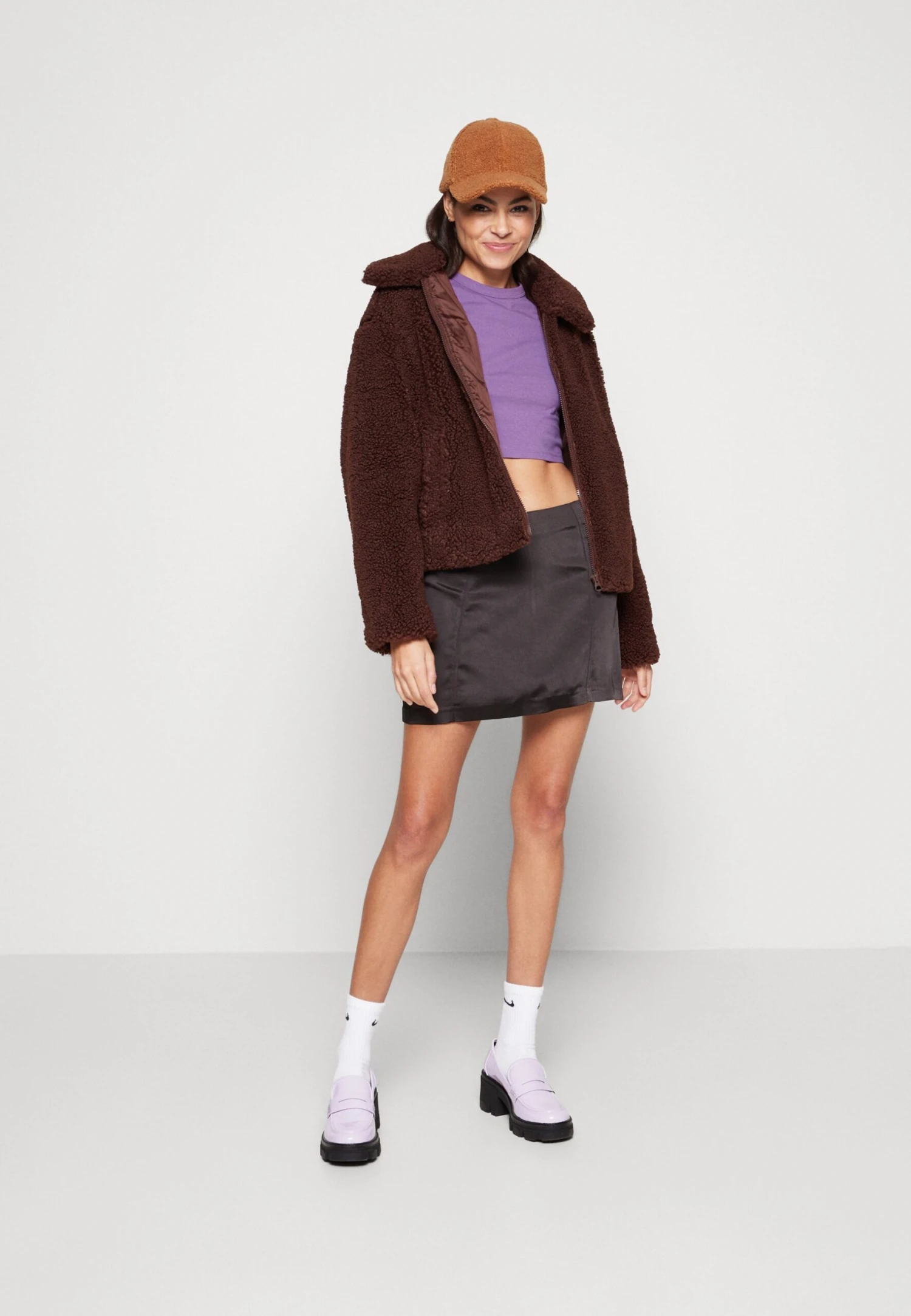 Gina Tricot Rio Skirt - Minijupe - Black 4 Gina Tricot Rio Skirt - Minijupe - Black – Image 2