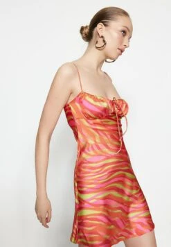 Trendyol Robe De Jour - Very Colorful -Stradivarius Soldes c817000ed7c7431a971c50778f59f337