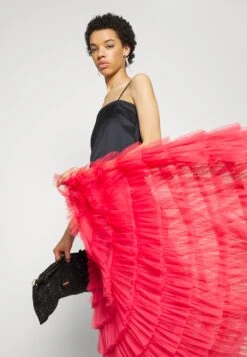 TWINSET Skirt - Jupe Longue - Holly Berry 13 TWINSET Skirt - Jupe Longue - Holly Berry -Stradivarius Soldes cb42e024eeb147949d5369ee50e3d46d