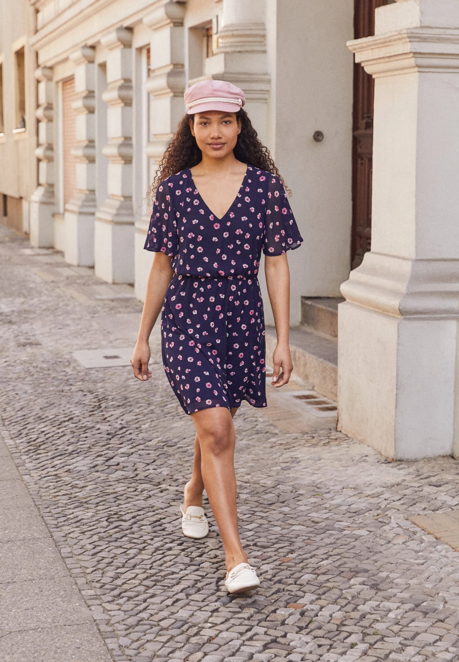 Anna Field V-Neck Sleeve Dress - Robe De Jour - Dark Blue/Pink 4 Anna Field V-Neck Sleeve Dress - Robe De Jour - Dark Blue/Pink – Image 2