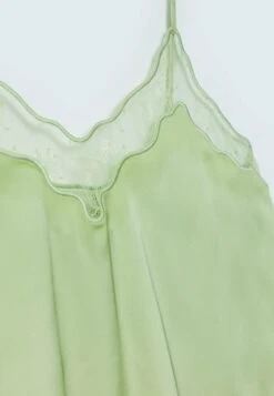 Stradivarius Trimmed - Débardeur - Green -Stradivarius Soldes d0497c11eedb4e6f85a7450c7dbe0510