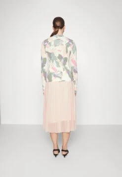 Boss Erlissa - Jupe Trapèze - Bright Pink -Stradivarius Soldes d215a2ae1740469789113850e6c0eb92