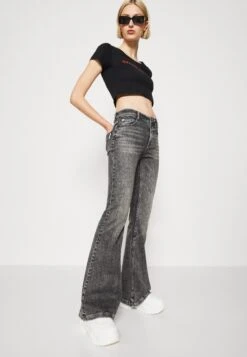 MISS SIXTY Jean Flare - Black Fog -Stradivarius Soldes d75ff4e8e8104ea7932c4d5ae607a2b2