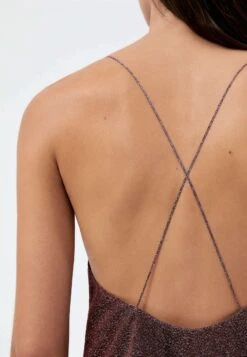 Oysho Thread - Robe De Soirée - Bordeaux -Stradivarius Soldes e0ec5708237d4af8a121d9d5a3aab894