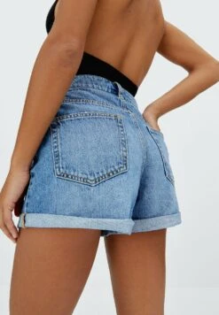 Stradivarius Mom - Short En Jean - Light Blue -Stradivarius Soldes e18b891af2214c11ab4b7dccc720531d