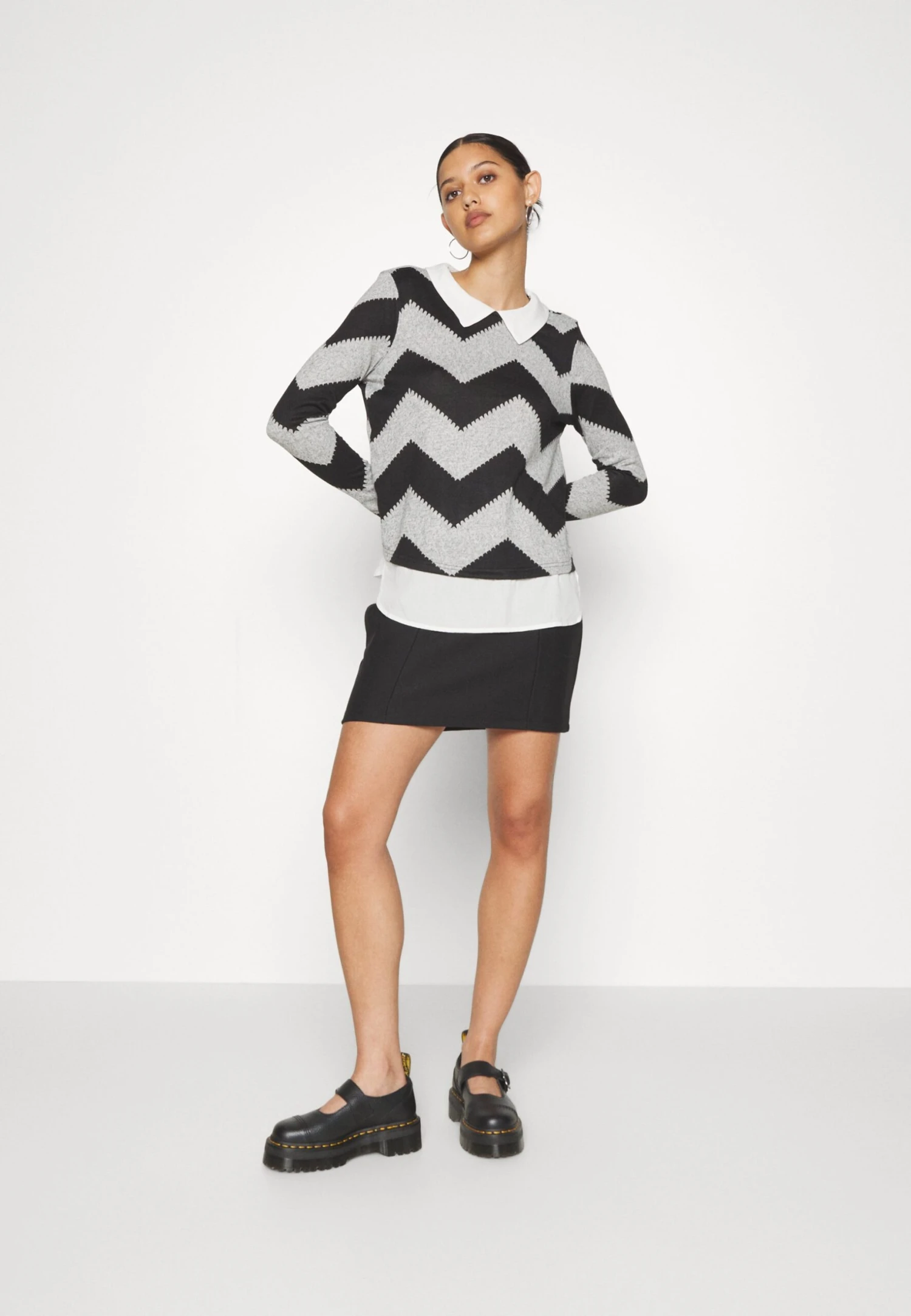 Noisy May Nmkarlie A-Shape Twill - Minijupe - Black 7 Noisy May Nmkarlie A-Shape Twill - Minijupe - Black – Image 5