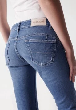 Jeans Skinny - Blau 14 Jeans Skinny - Blau -Stradivarius Soldes e25f7875559c45ab90bb9eb8f309fc19