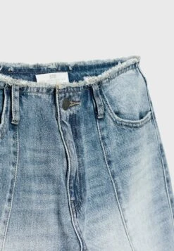 Stradivarius Jean Flare - Dirty Denim -Stradivarius Soldes e4c35db7226043e9a27ca7a6fd401106