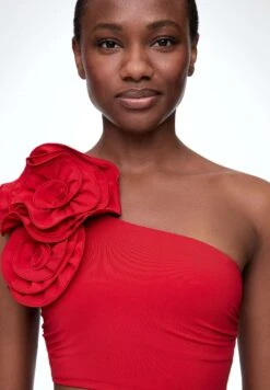 Oysho Floral Asymmetric - Maillot De Bain - Red 16 Oysho Floral Asymmetric - Maillot De Bain - Red -Stradivarius Soldes ef3bc00281814c29a7e322138c61ce1d