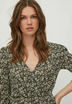 Vila 3/4-Ärmeliges - Robe De Jour - Forest Night -Stradivarius Soldes f3362b50860348768c6cfd8811508872