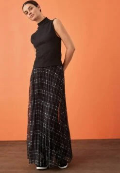 Next Standard - Jupe Plissée - Charcoal Grey Checked