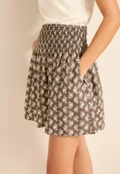 Next Mix Standard - Jupe Trapèze - Brown Floral 10 Next Mix Standard - Jupe Trapèze - Brown Floral -Stradivarius Soldes f94fd9aa105a4b90bf75843d0230ffbf