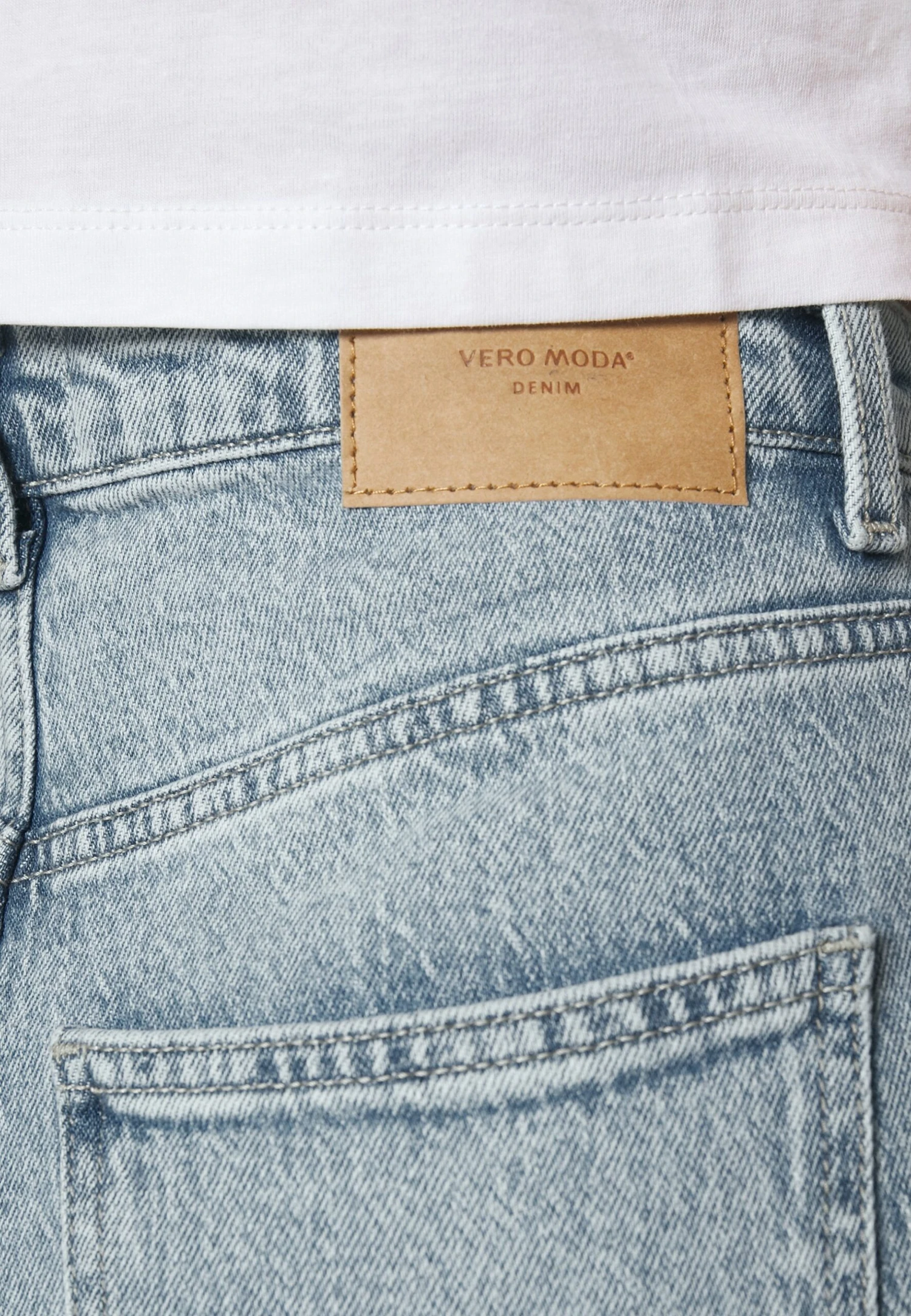 Vero Moda Tall Straight Jeans - Jean Droit - Light Blue Denim 8 Vero Moda Tall Straight Jeans - Jean Droit - Light Blue Denim – Image 6