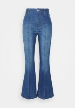 Victoria Beckham Jean Boyfriend - Sandwashed Indigo -Stradivarius Soldes fff7832e5b0746998e585de9a83d5613